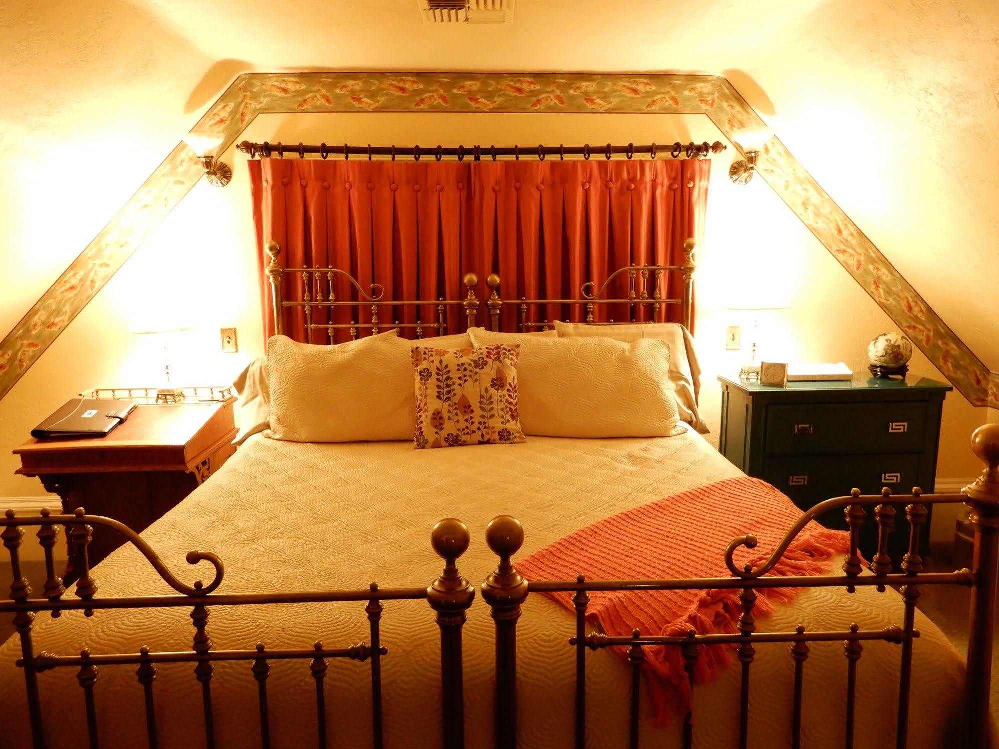 C'Est La Vie Inn Спрингфилд Экстерьер фото